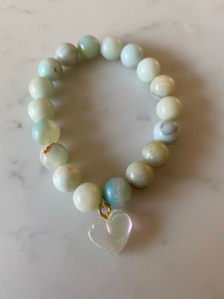 Natural gemstone bead bracelet with resin heart
